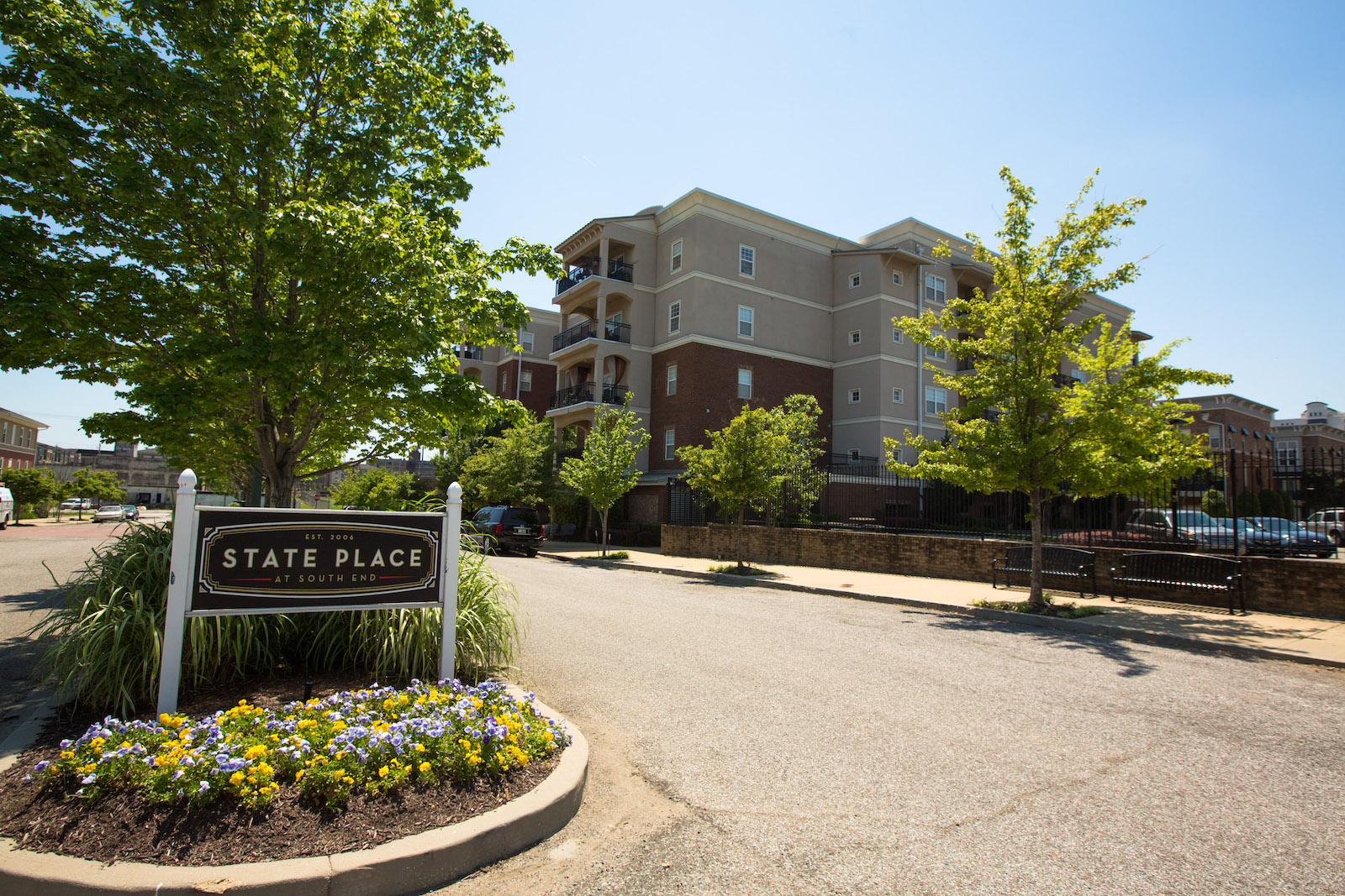 state place condos entrance 